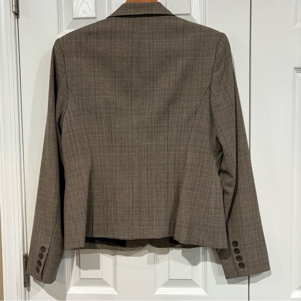 Rafaella 12 Petite Brown Plaid 2 Piece Blazer & Pant Suit - Picture 3 of 13